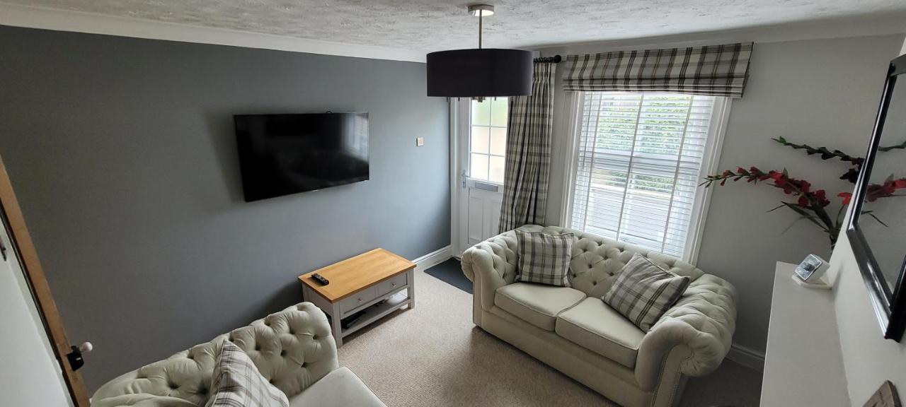 Caister Cottage, Beach 1 Minute Walk Away Buitenkant foto